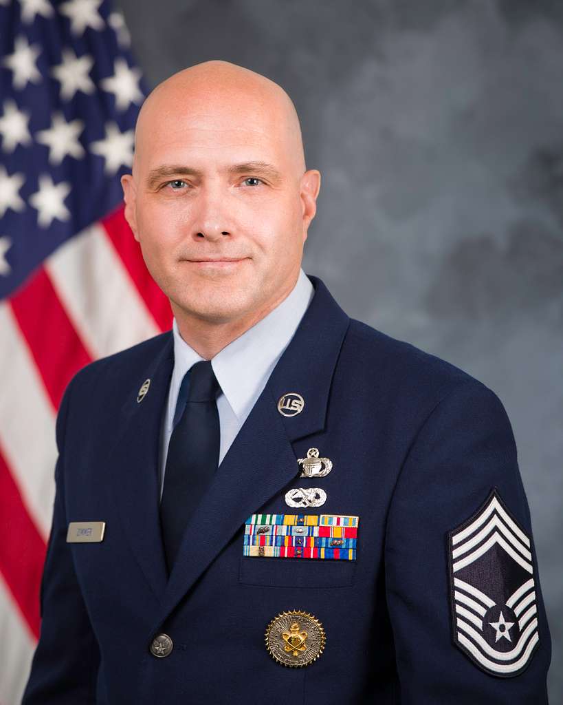 Official Portrait, Chief Master Sgt. Michael B. Zimmer, US Air Force ...