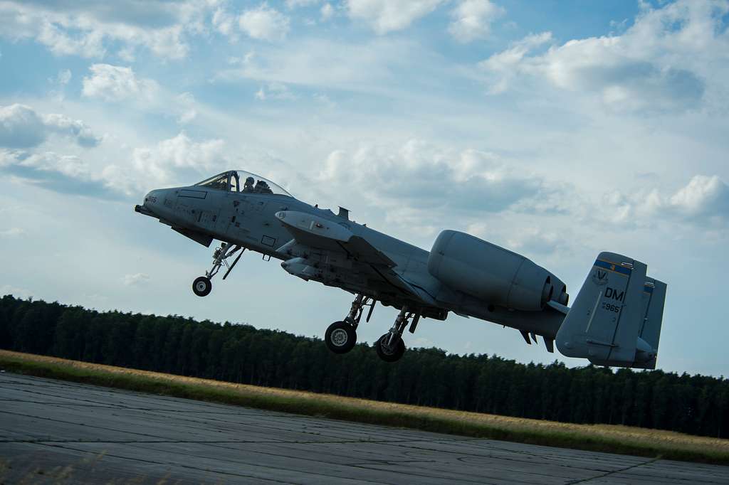 A 354th Expeditionary Fighter Squadron A-10C Thunderbolt - NARA & DVIDS ...