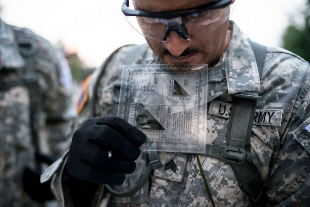 Army Reserve Soldier receives honor at Chicago Cubs MLB Memorial