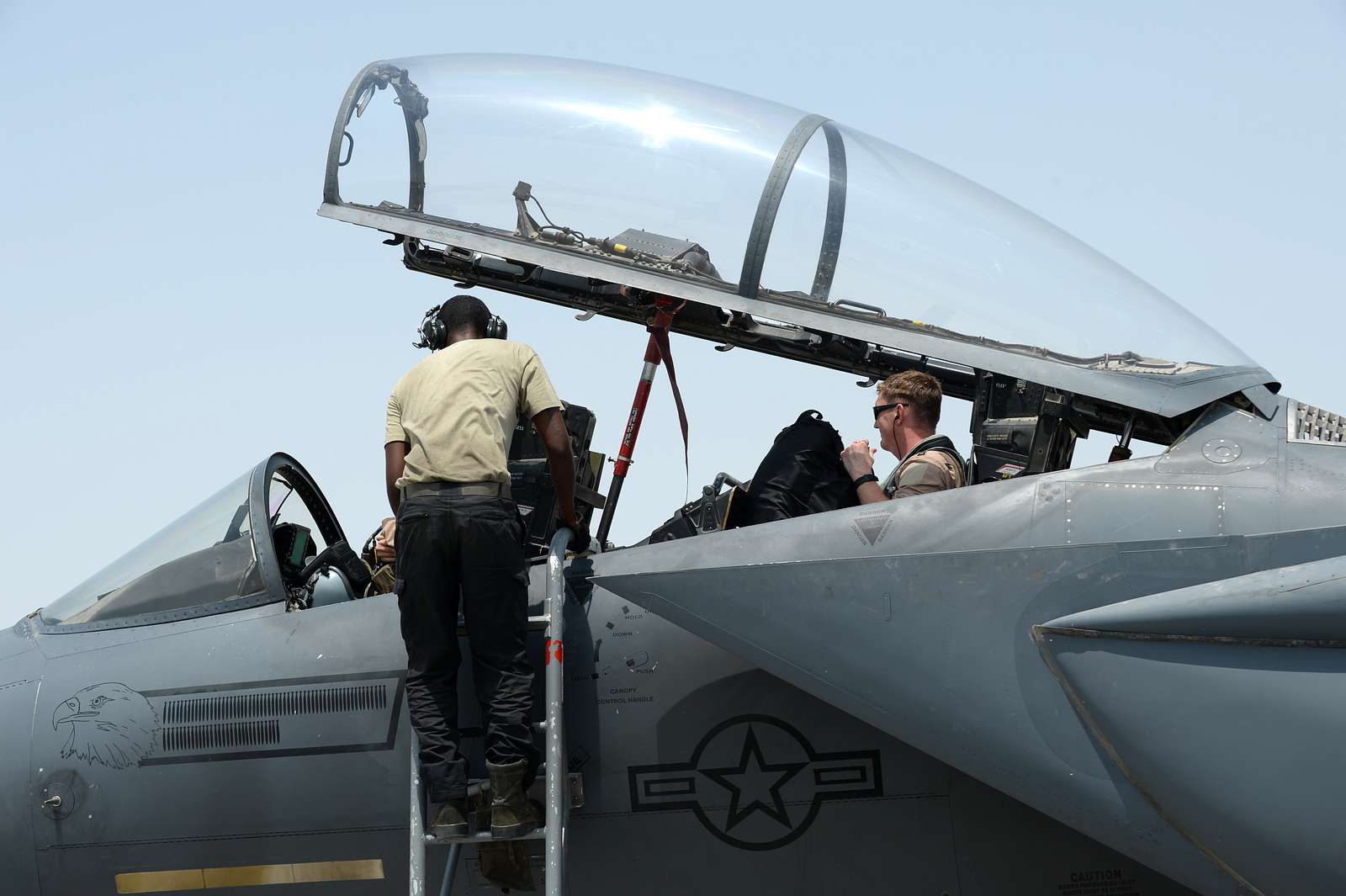 A U.S. Air Force F-15 Strike Eagle maintainer assigned - NARA & DVIDS ...