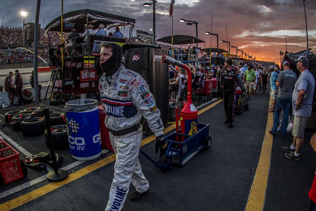 Площадь пит. Fuel NASCAR. Pit Crew me. I-Days Pit area.