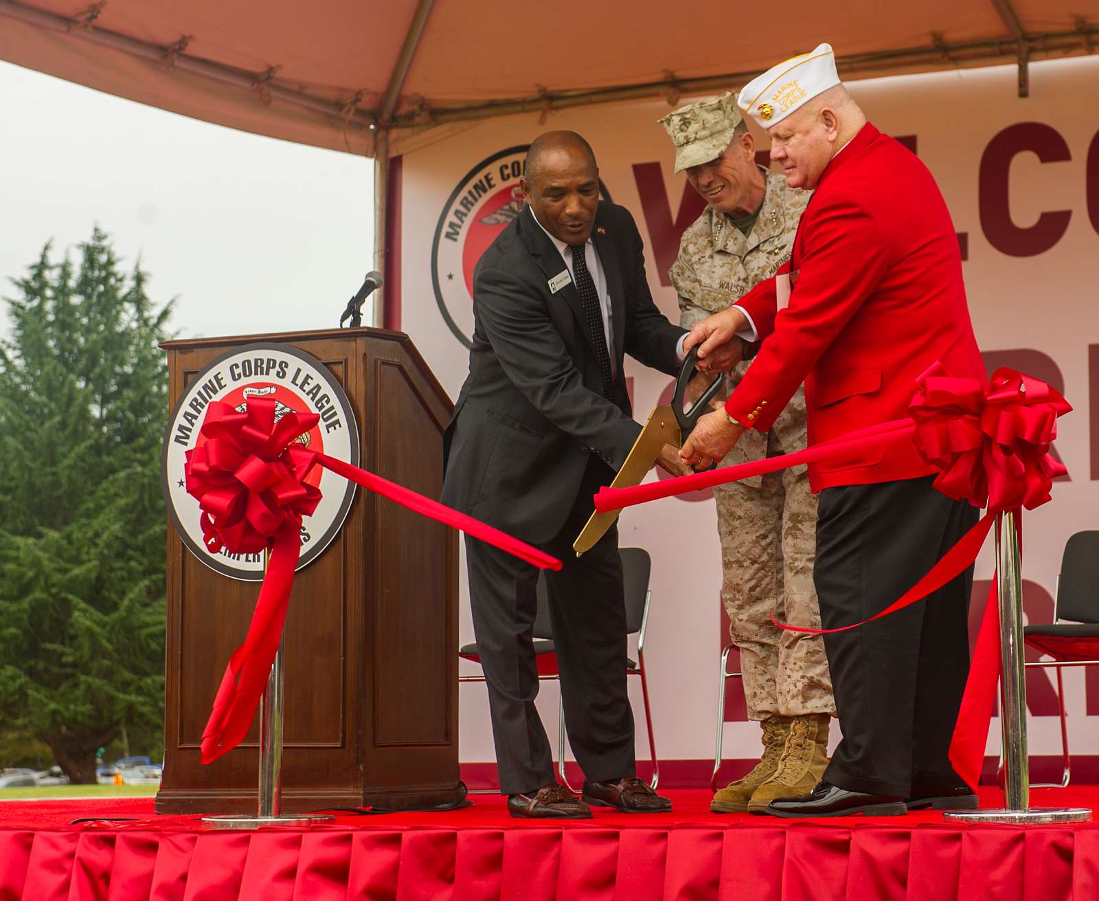 From Left To Right, Retired U.S. Marine Corps Lt. Gen. - NARA & DVIDS ...