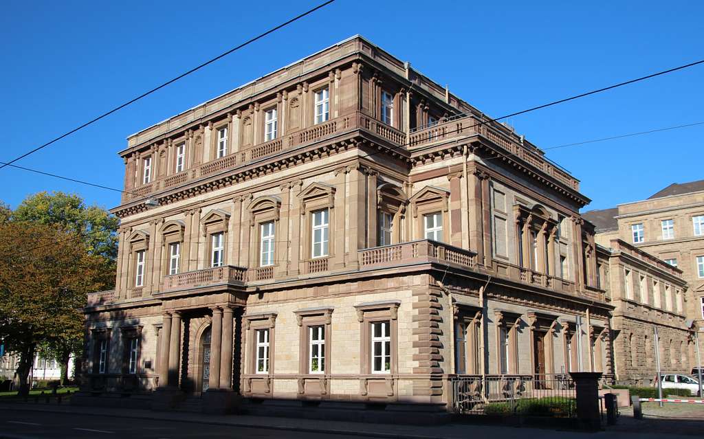 Ständehaus, Ständeplatz 6–10 in Kassel - PICRYL - Public Domain Media ...