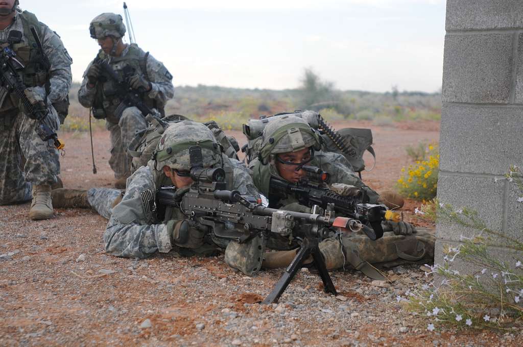 Soldiers from 1st Battalion, 506th Infantry Regiment - NARA & DVIDS ...