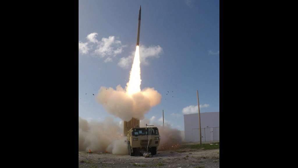 A Terminal High Altitude Area Defense (THAAD) interceptor - PICRYL ...