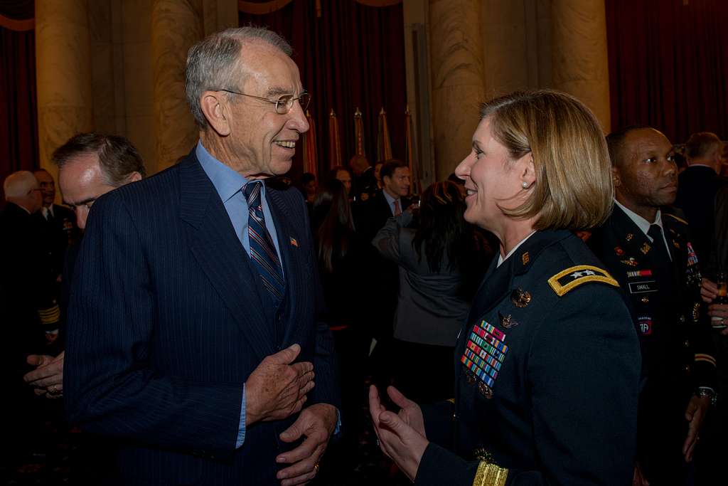 Sen. Chuck Grassley And Maj. Gen. Laura Richardson - PICRYL - Public ...