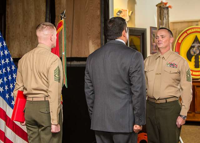 U.S. Marine Corps Master Gunnery Sgt. Paul Bishop, - NARA & DVIDS ...