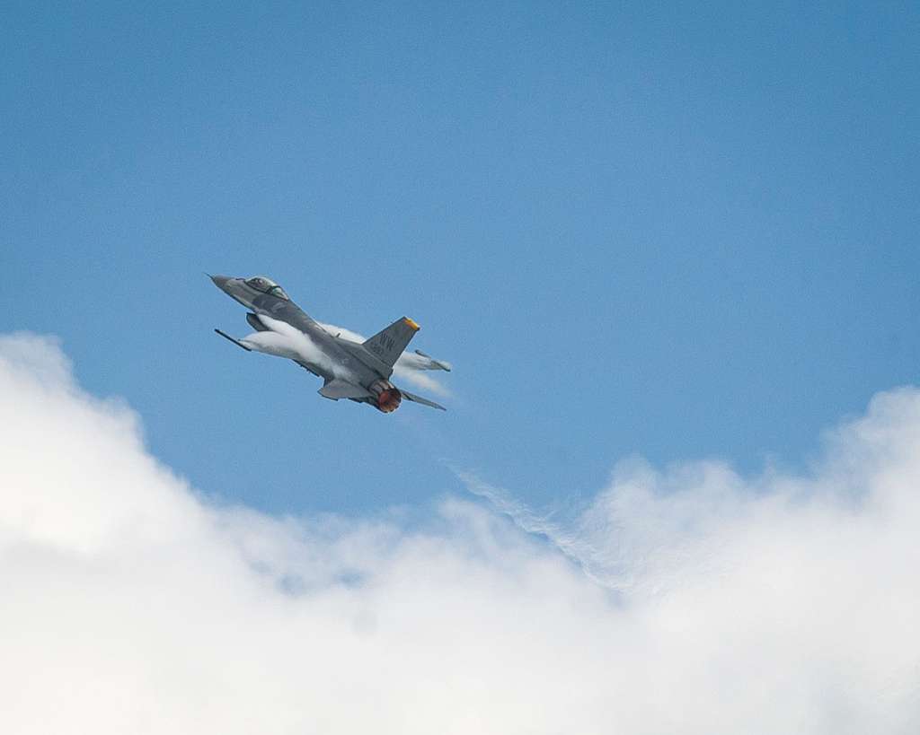 A U.S. Air Force F-16C Fighting Falcon from the 35th - PICRYL - Public  Domain Media Search Engine Public Domain Image