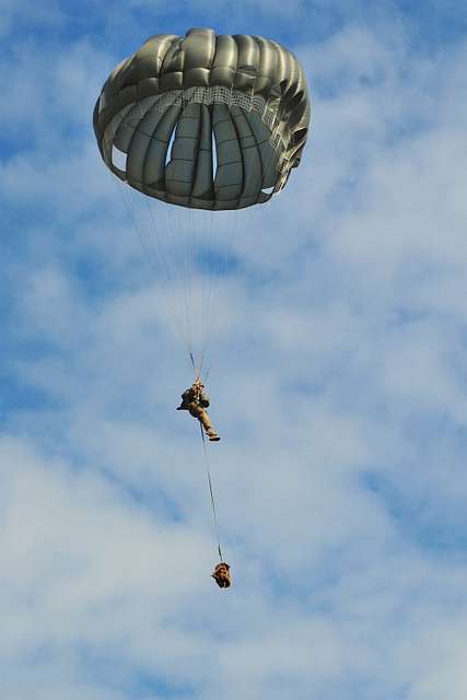 A U.S. Army paratrooper from B Co., 112th Signal Bn., - NARA & DVIDS ...