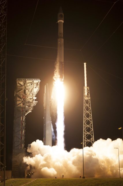 cygnus-orbital-atk-oa-6-liftoff-ea143f-640.jpg