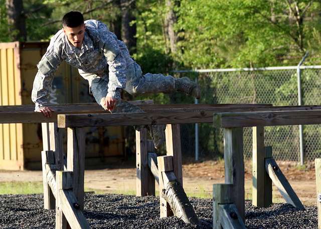 Sgt. Chung Lee, an infantryman assigned to Headquarters - NARA & DVIDS ...