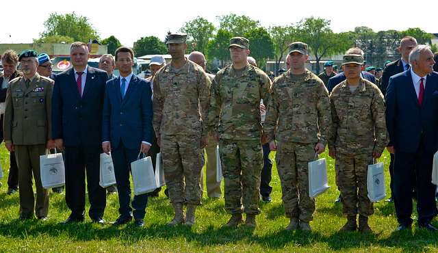 Soldiers Of 3rd Combined Arms Battalion, 69th Armor - PICRYL Public ...