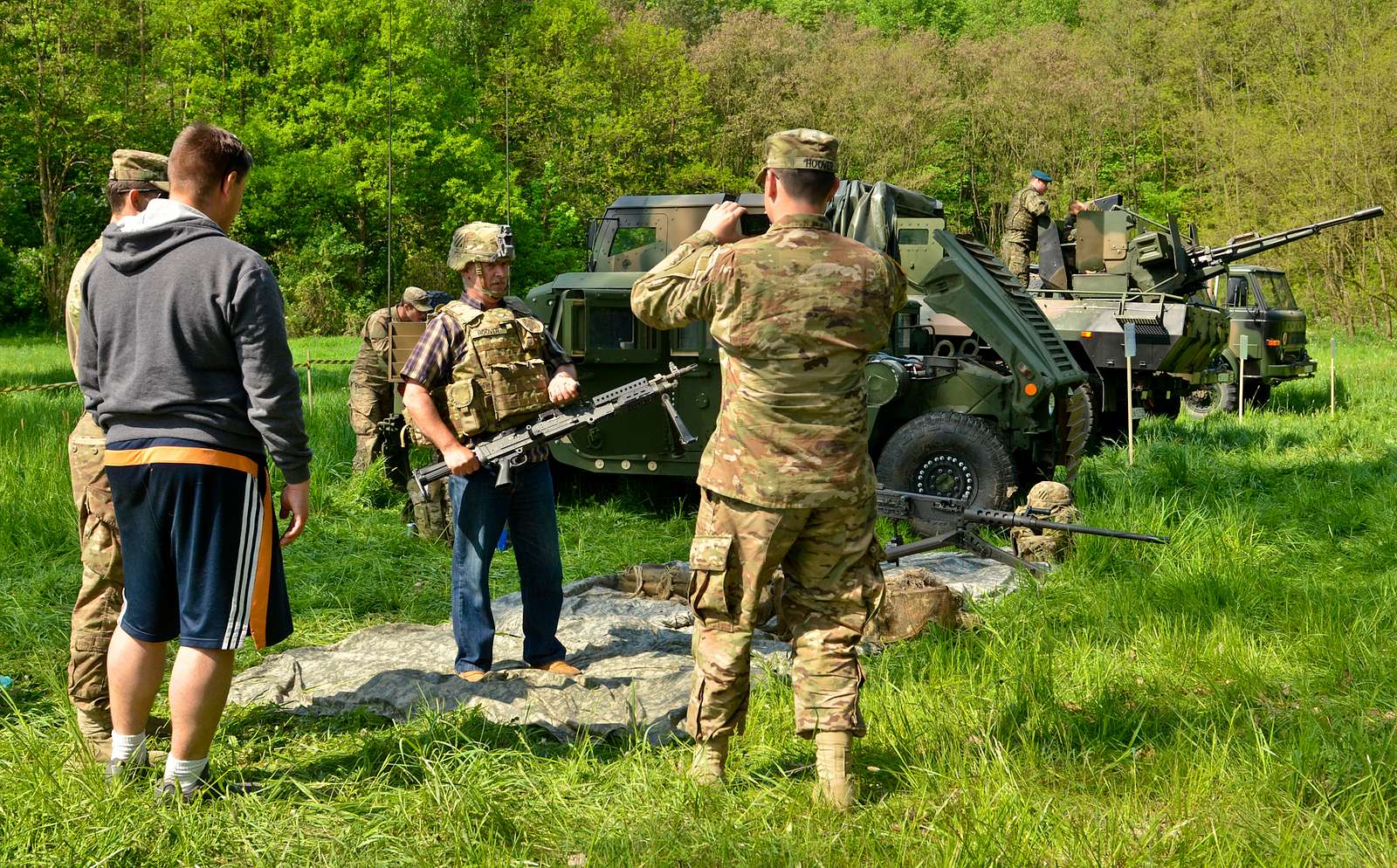 Soldiers Of 3rd Combined Arms Battalion, 69th Armor - NARA & DVIDS ...