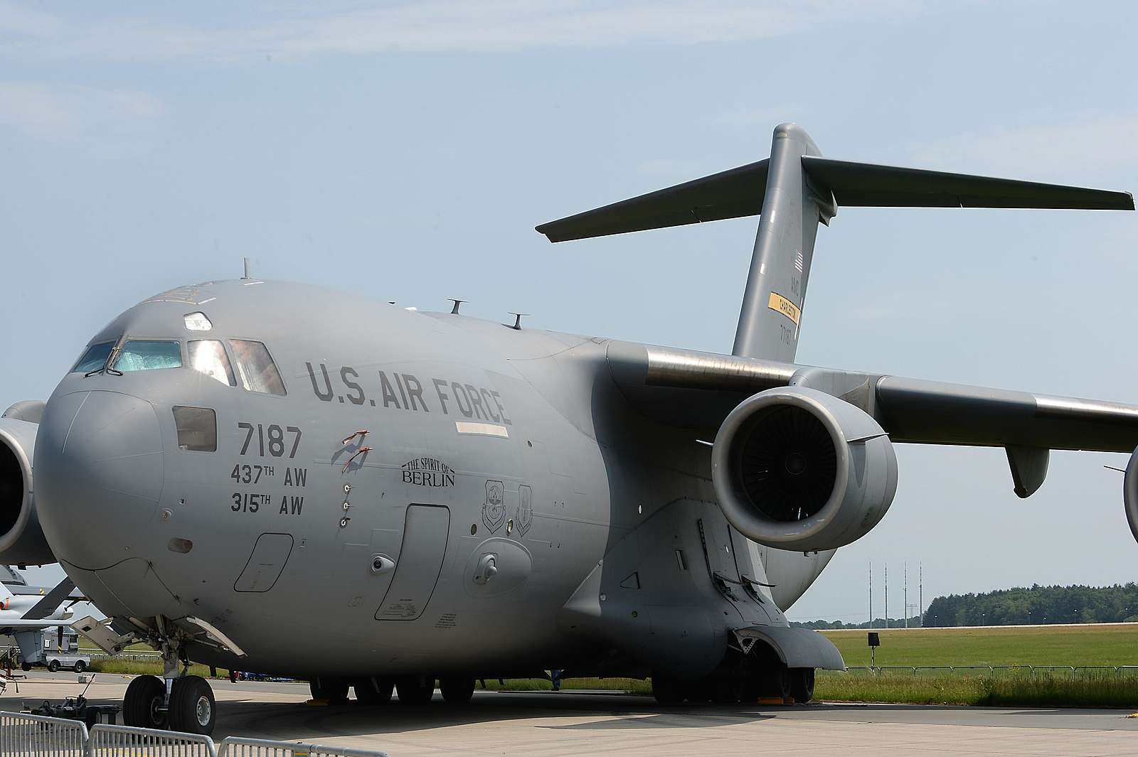 A C-17 Globemaster III “Spirit of Berlin” static display - NARA & DVIDS ...