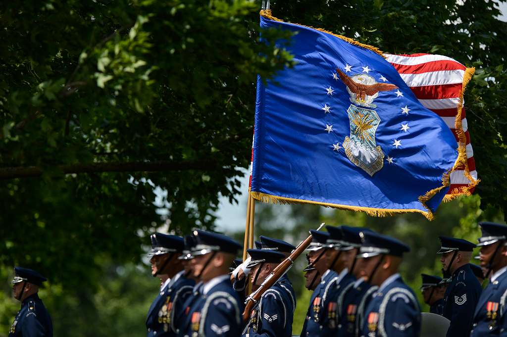 DVIDS - Images - Grand Forks AFB Honor Guard represents Air Force