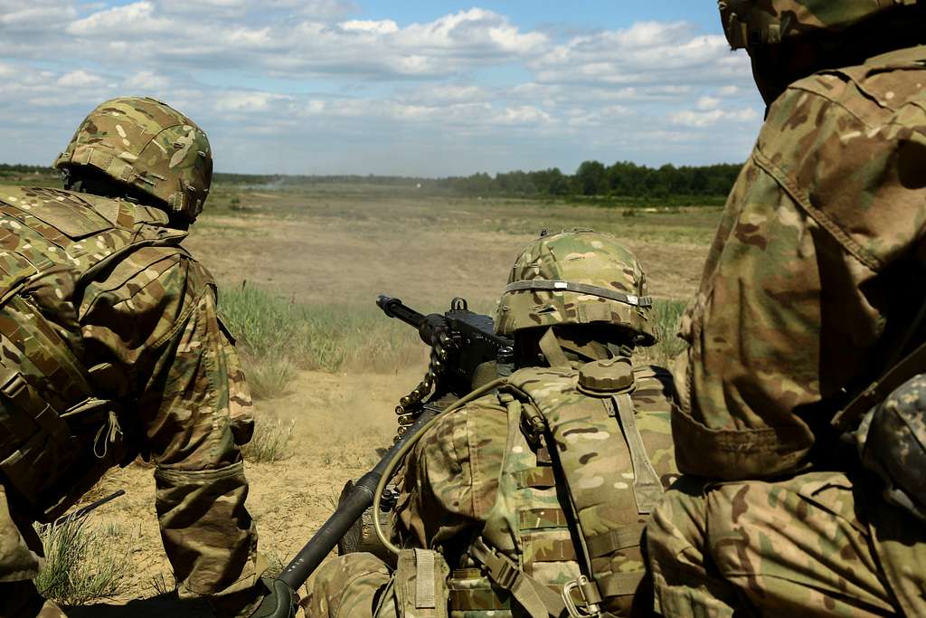 A U.S. Army Soldier from Bravo Co. 173rd Brigade Support - NARA & DVIDS ...