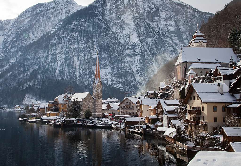 File:Hallstatt Schach.jpg - Wikimedia Commons