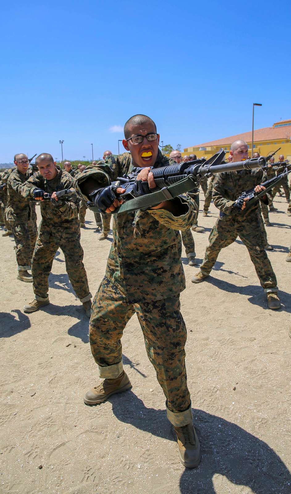 A recruit from Fox Company, 2nd Recruit Training Battalion, - NARA ...