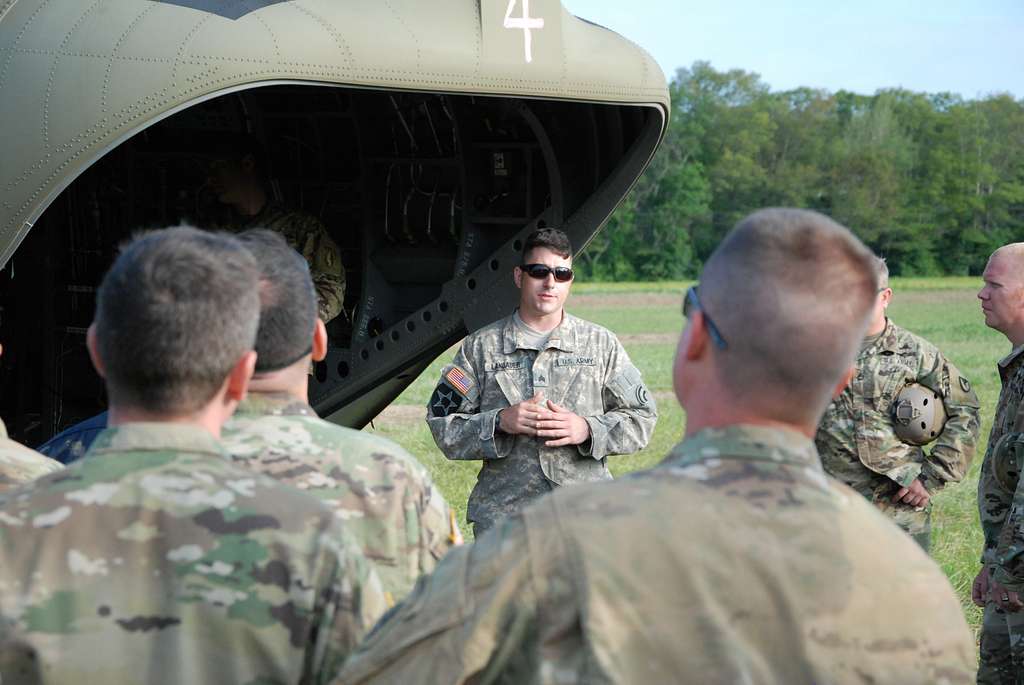 New York Army National Guard Sgt. Mike Landauer conducts PICRYL