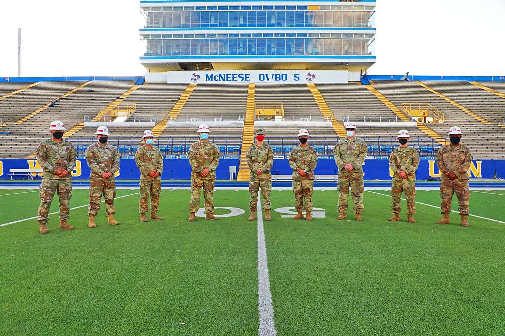 249th Engineer Battalion Prime Power Soldiers Pose At McNeese State's ...