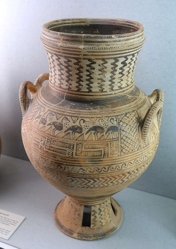 https://cdn2.picryl.com/photo/2016/10/26/belly-handled-amphora-cyclades-700-875-bc-l-66-martin-von-wagner-museum-wurzburg-fb2edf-1024.jpg