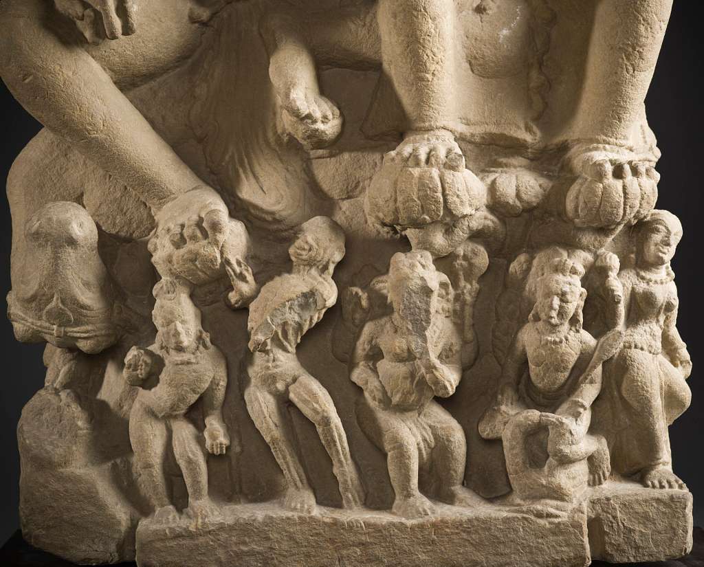 36 Shiva and parvati in sculpture Images: PICRYL - Public Domain