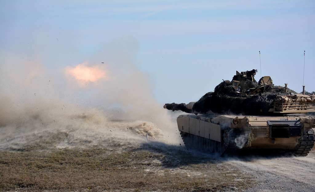 A M1A2 Abrams Main Battle Tank from 1st Battalion, - PICRYL Public ...