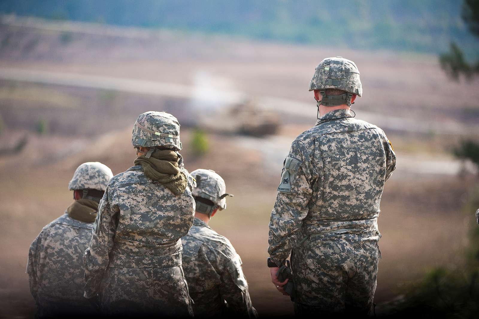 (FORT BENNING, GA) – 2nd Lieutenants observe as fellow - NARA & DVIDS ...