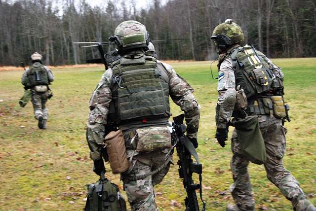 Estonian Special Operations Force soldiers, along with - NARA & DVIDS ...