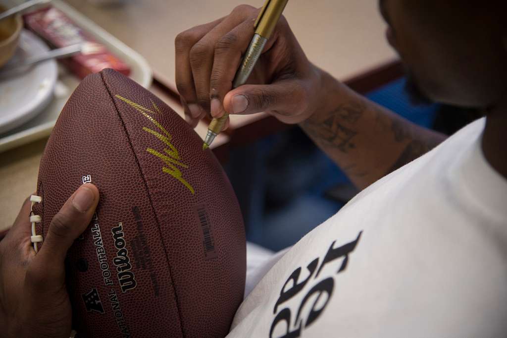 New England Patriots wide receiver Malcolm Mitchell (19) is