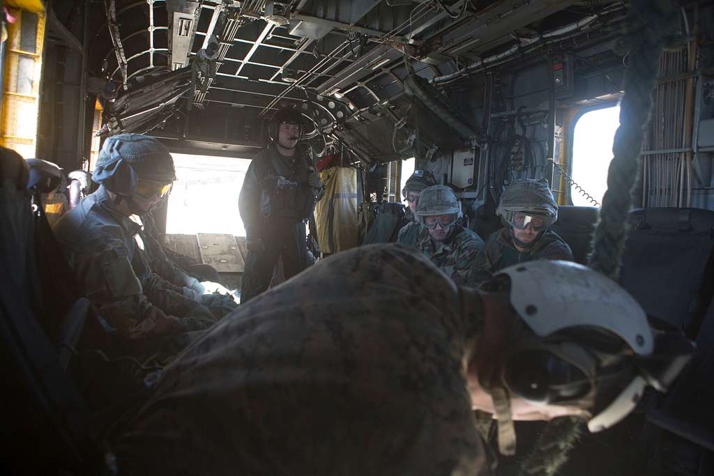 Royal Dutch Marines prepares to conduct a fast roping - PICRYL - Public ...