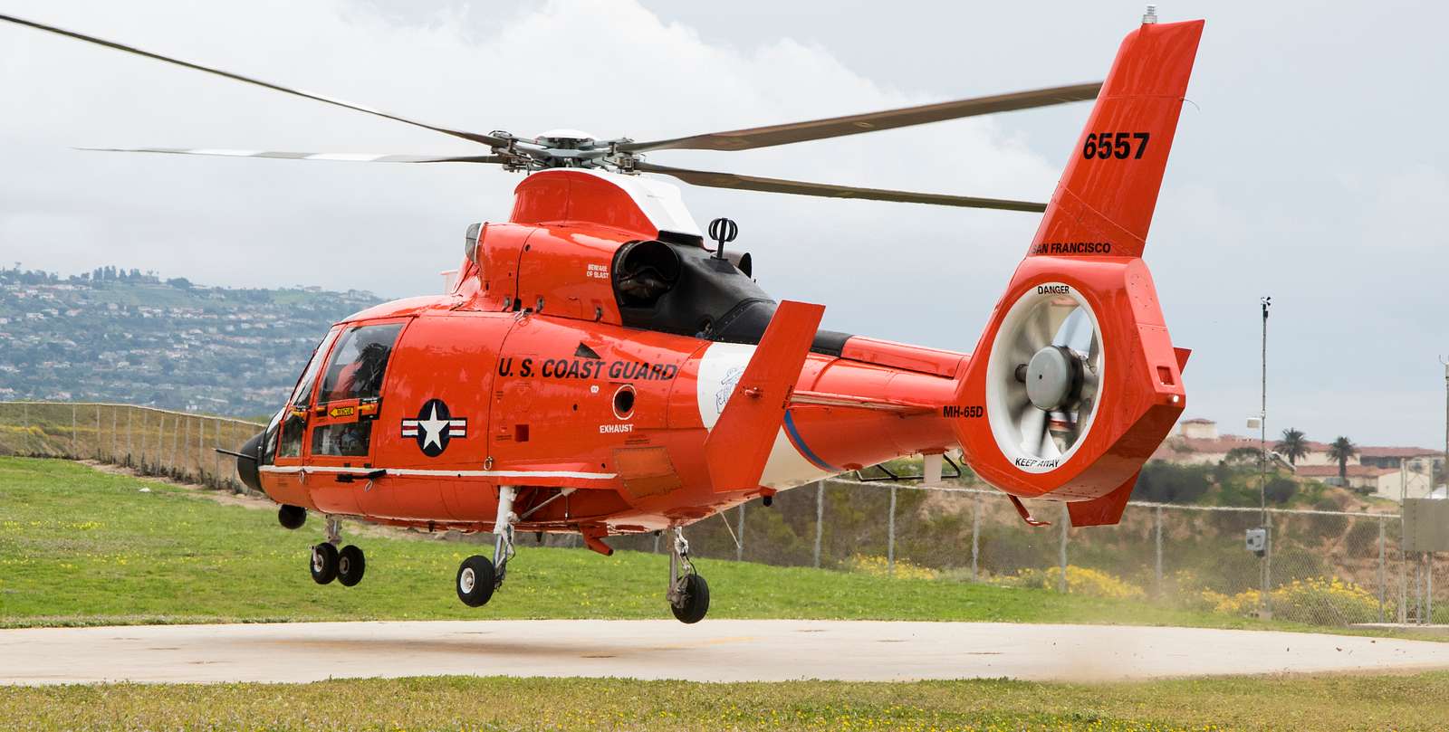 Members of Coast Guard Forward Operating Base Point - NARA & DVIDS ...