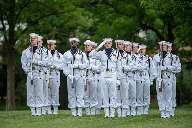 The U.S. Navy Ceremonial Guard, the U.S. Navy Ceremonial - PICRYL ...