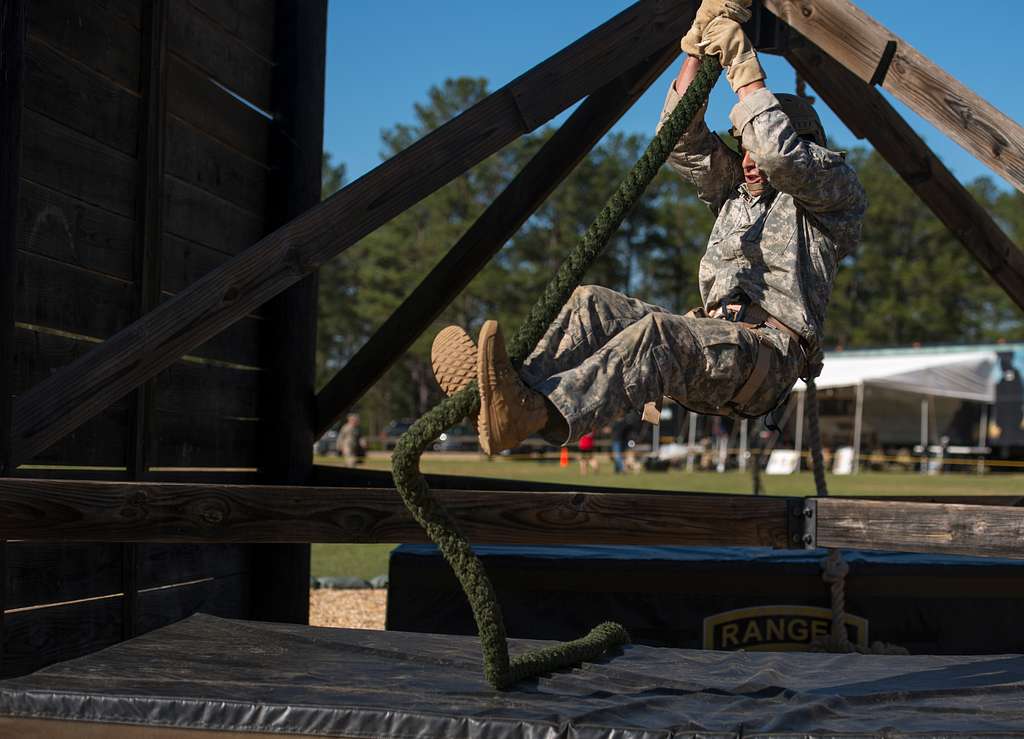 A U.S. Army Ranger climb down a rope during the Best - NARA & DVIDS ...