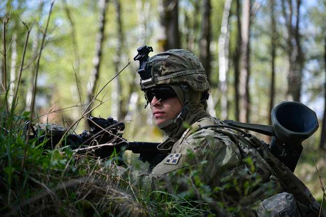 A U.S. Soldier Of 3rd Armored Brigade Combat Team, - NARA & DVIDS ...