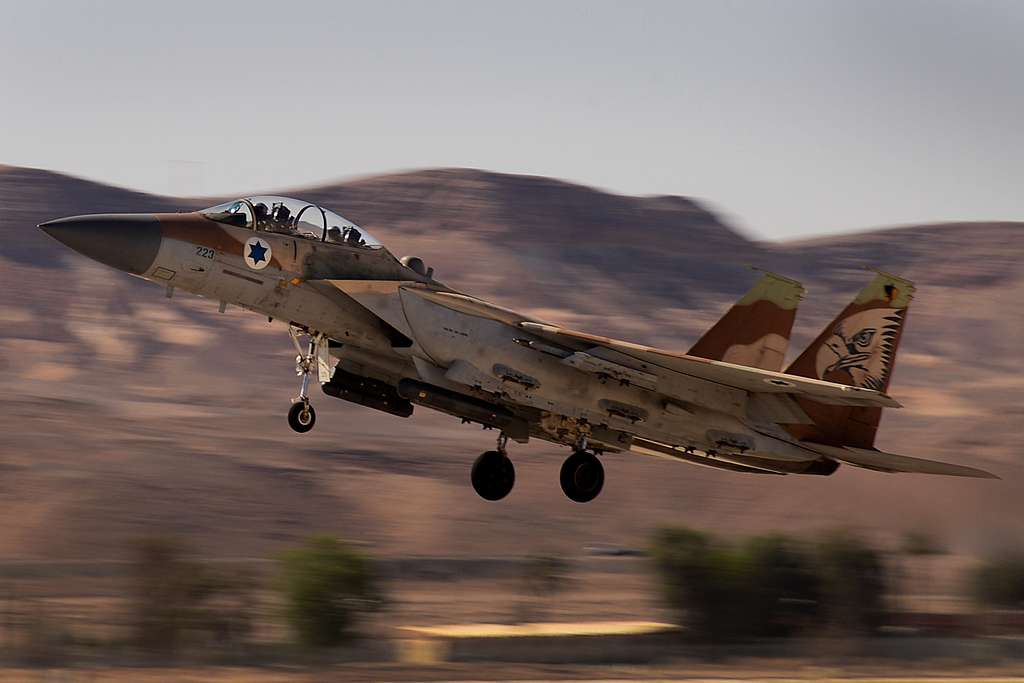 An Israeli F-15I Ra'am assigned to the 69th Squadron - PICRYL - Public ...