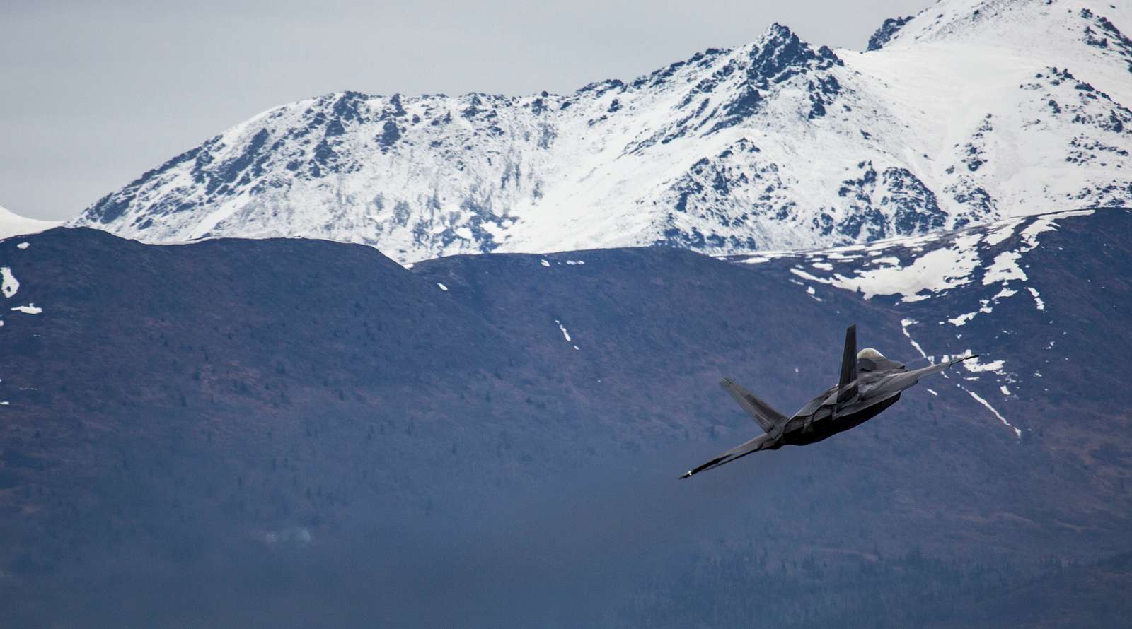 Marine Fighter Attack Squadron (VMFA) 121, stationed - NARA & DVIDS ...