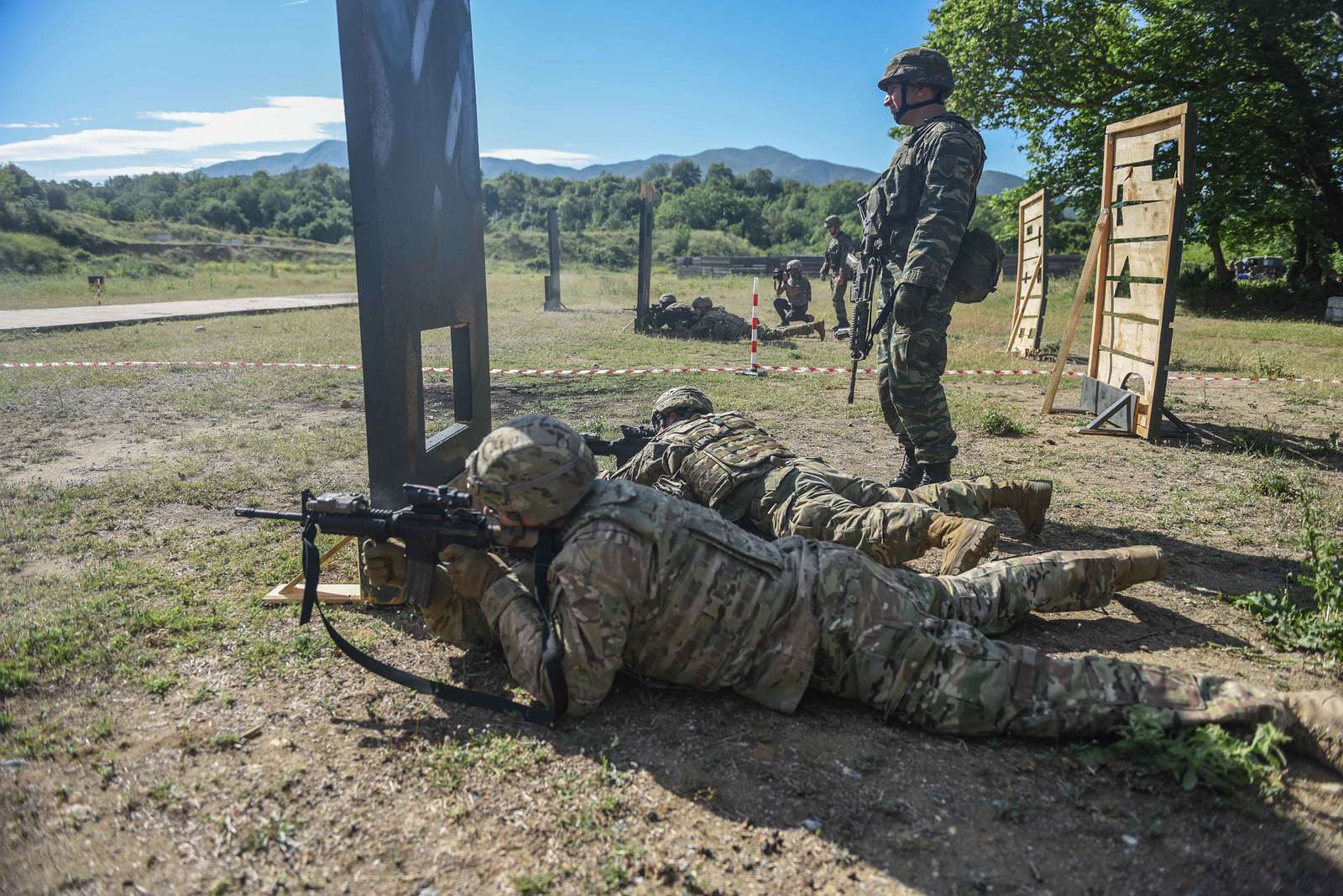 Greek Paratroopers With 1st Paratrooper Commando Brigade, - NARA ...