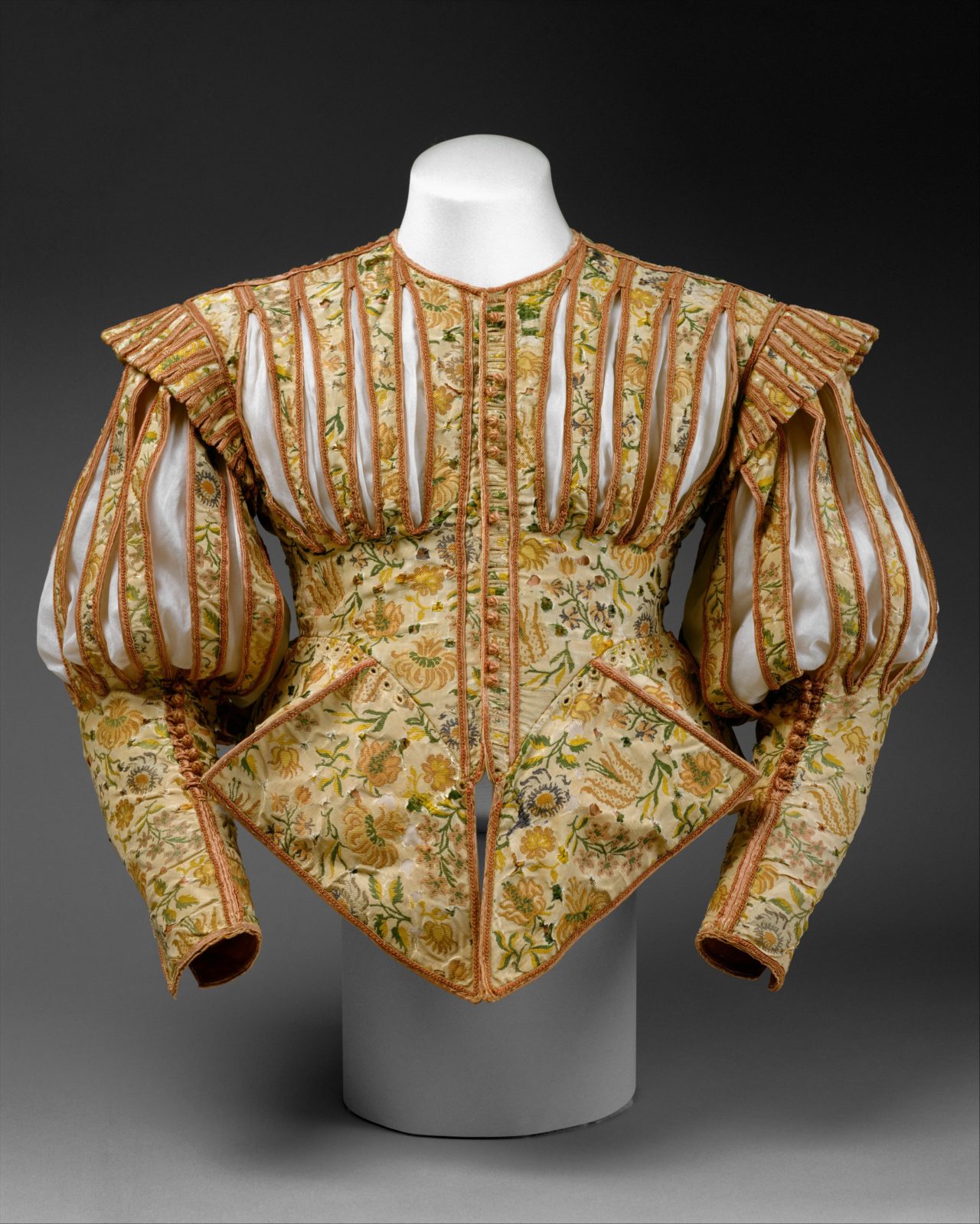 Daniel Magyar 🎬 - Medieval Leather Doublet