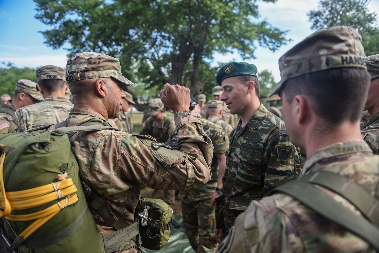 Greek paratroopers with 1st Paratrooper Commando Brigade, - NARA ...