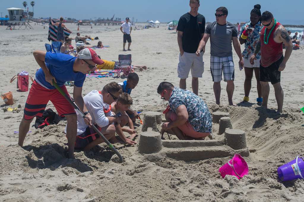 Images - Marines take to sand during Okinawa sumo  - DVIDS