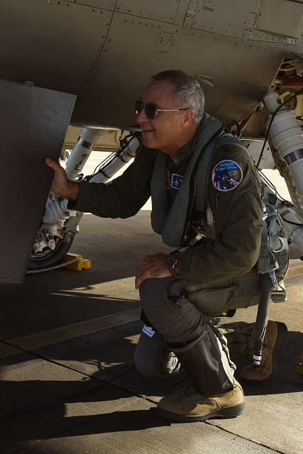 1st Air Force Command Chief Master Sgt. Richard King Visits 177th Fighter  Wing > 177th Fighter Wing