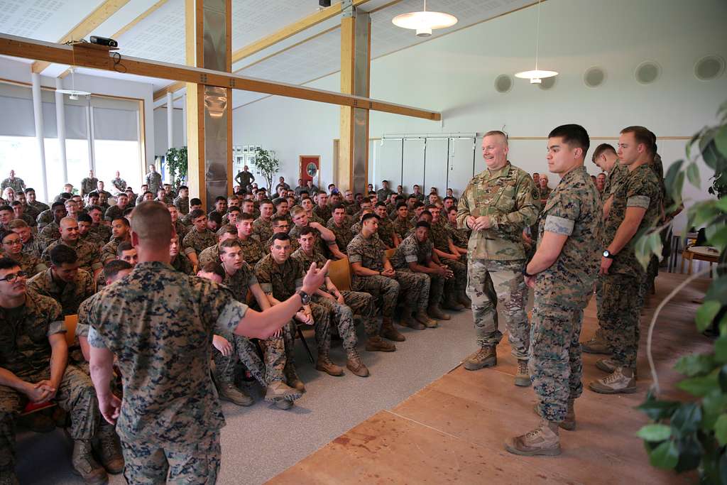 Marine 1st Sgt. Troy Dailey, left, the Marine Rotational - PICRYL ...