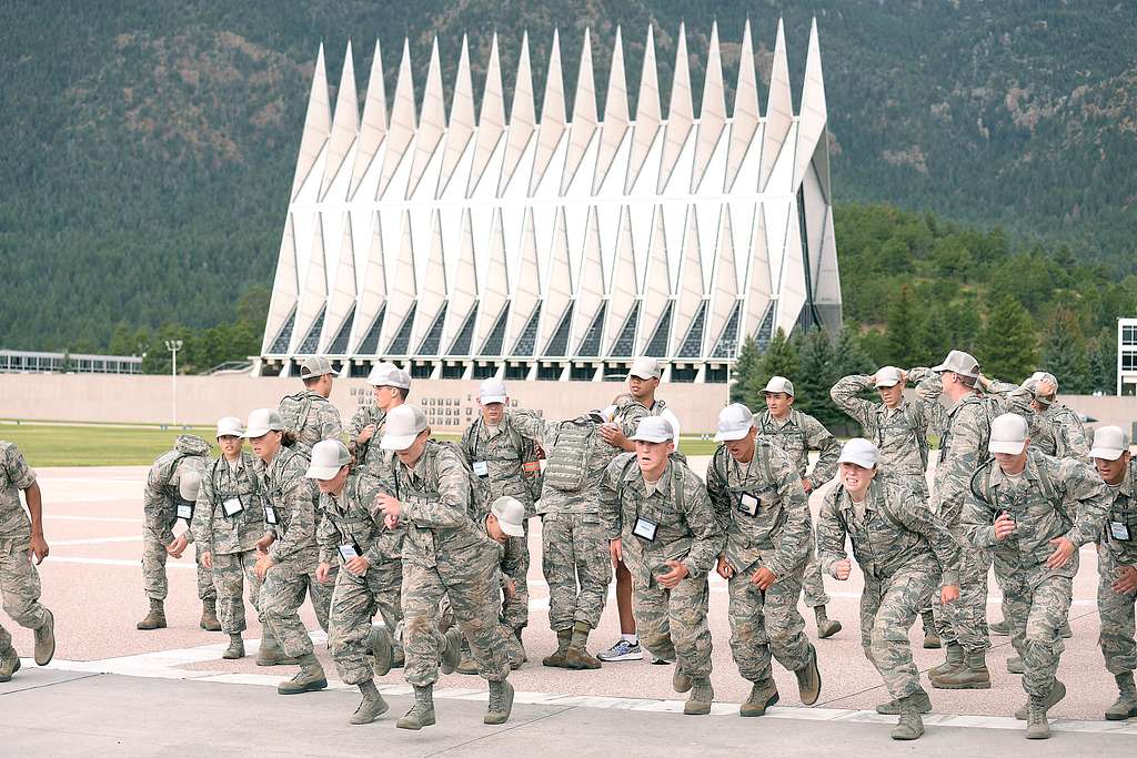 Basic Cadets Run On The Us Air Force Academys Terrazzo Nara And Dvids Public Domain Archive 9106