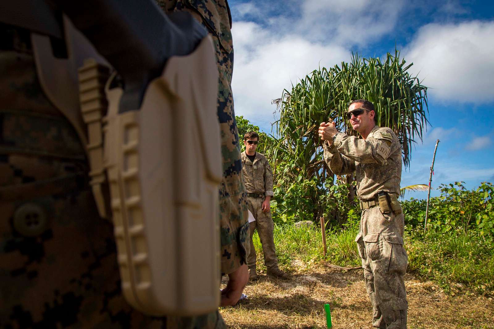 New Zealand Army Sgt. Maj. Paul Buckley, company sergeant - NARA ...