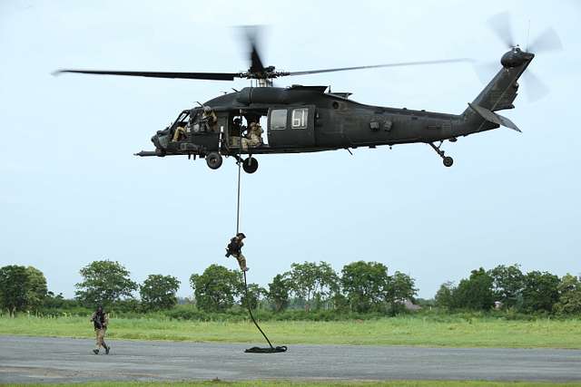 DVIDS - Images - 1st SFG (A) Receive Seattle Seahawks Salute to