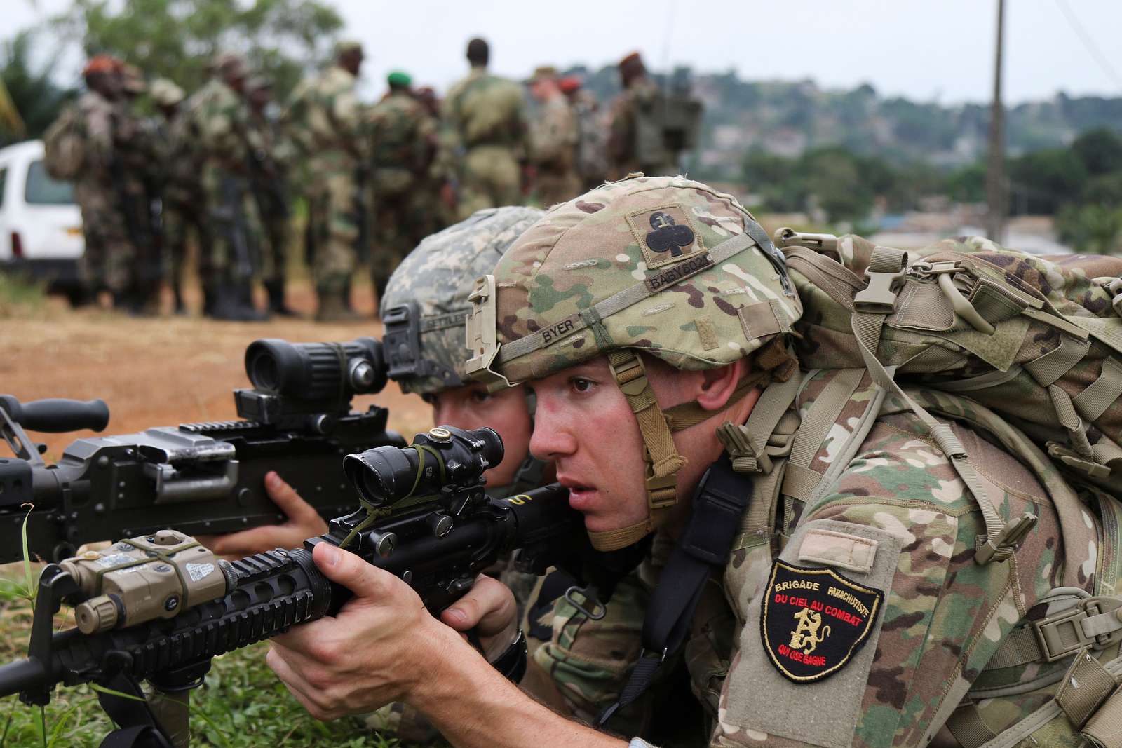 Sgt. Garrett Byer, (foreground), And Pvt. Jacob Settles, - NARA & DVIDS ...