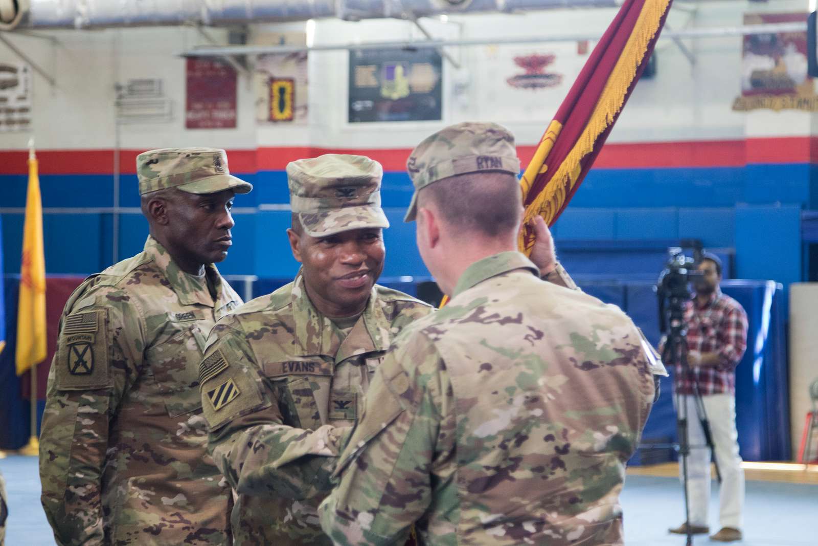 Col. Lillard Evans, outgoing commander of the 595th - NARA & DVIDS ...