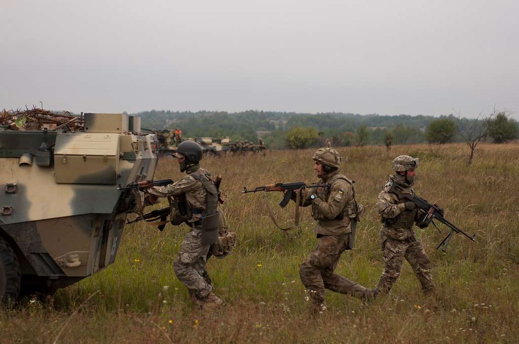 Soldiers with the Ukrainian army’s 1st Battalion, 95th - PICRYL Public ...