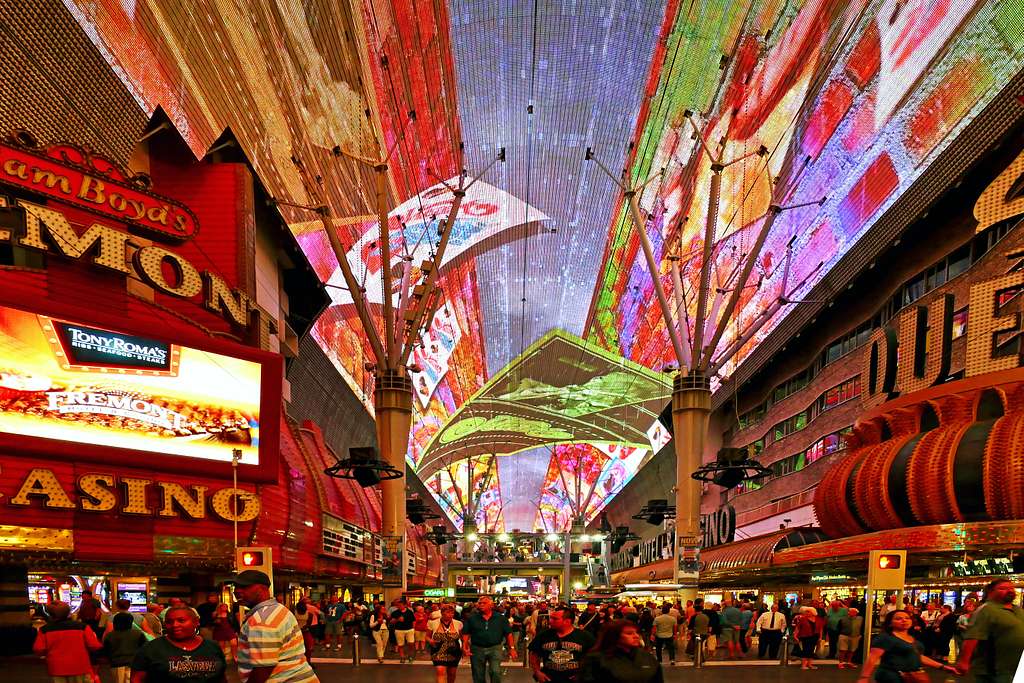 Things to Do on Fremont Street in Downtown Las Vegas - Thrillist